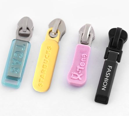 pvc rubber zipper head