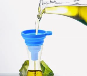 Kitchen Collapsible Mini Silicone Rubber Funnel Folding